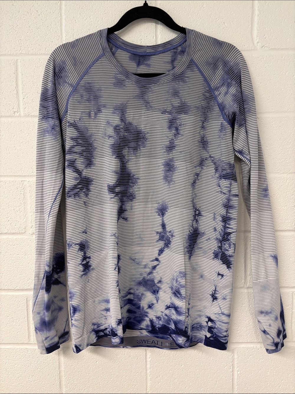 lululemon athletica Long Sleeve Swiftly Tech Hip Length Tee